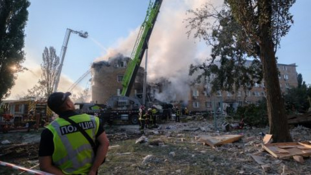 Kiyevə kütləvi hava zərbələri: 4 nəfər həlak olub, 20-dən çox insan yaralanıb<font color='red'> - YENİLƏNİB</font><font color=red> - FOTOLAR</font>