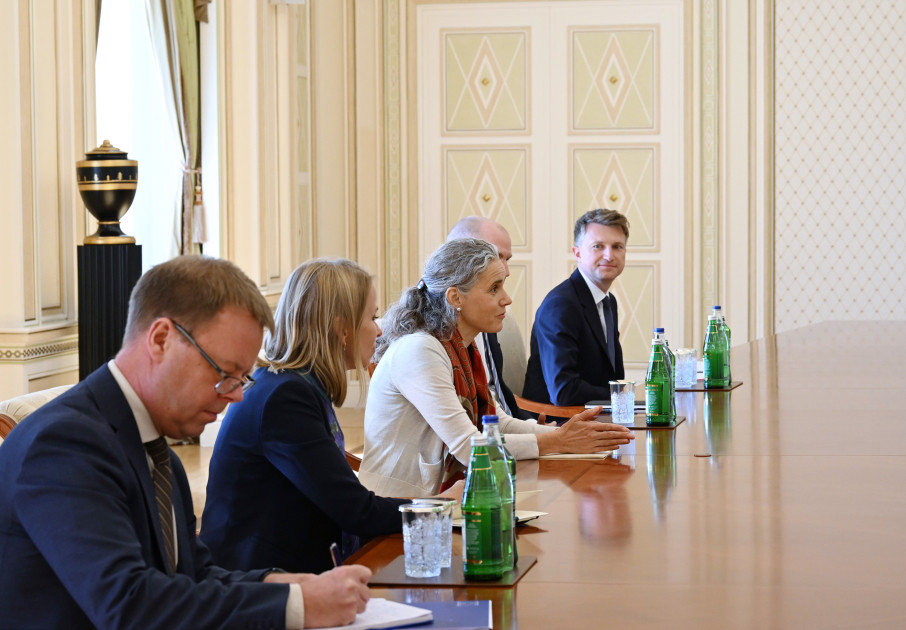 Prezident İlham Əliyev Avropa İttifaqının Cənubi Qafqaz üzrə xüsusi nümayəndəsini qəbul edib<font color=red> - FOTOLAR</font>