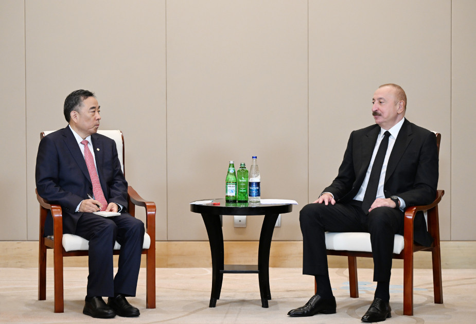 Prezident İlham Əliyev Tiencin şəhərində “CCCC” şirkətinin sədri ilə görüşüb<font color=red> - FOTOLAR</font>