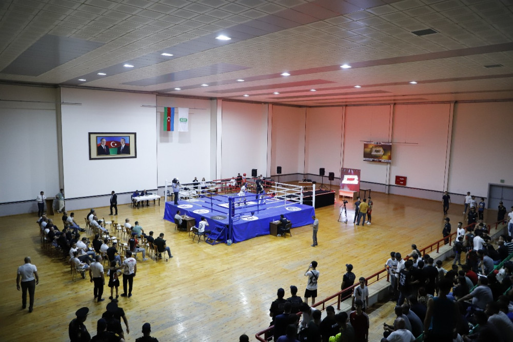 Naxçıvan şəhərində kikboks üzrə döyüş gecəsi keçirilib <font color=red> - FOTOLAR</font>