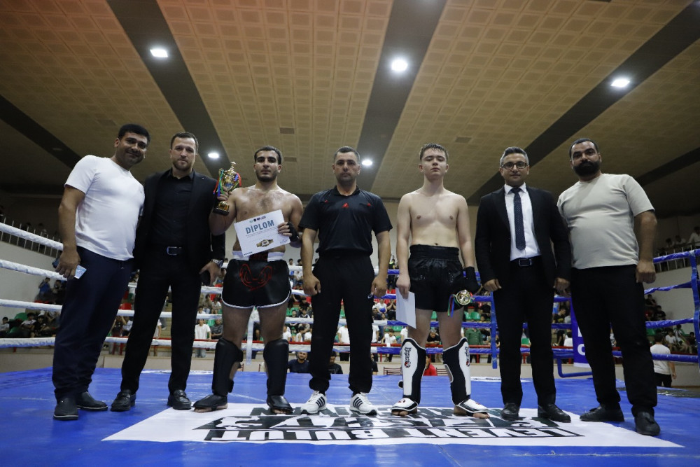 Naxçıvan şəhərində kikboks üzrə döyüş gecəsi keçirilib <font color=red> - FOTOLAR</font>