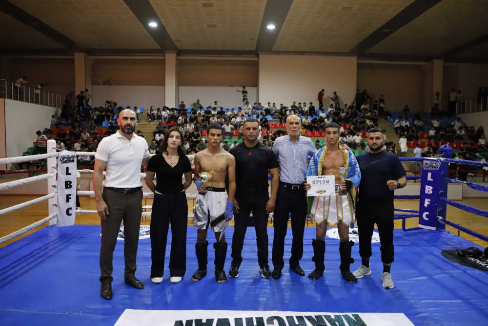 Naxçıvan şəhərində kikboks üzrə döyüş gecəsi keçirilib <font color=red> - FOTOLAR</font>