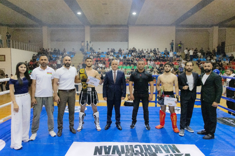 Naxçıvan şəhərində kikboks üzrə döyüş gecəsi keçirilib <font color=red> - FOTOLAR</font>