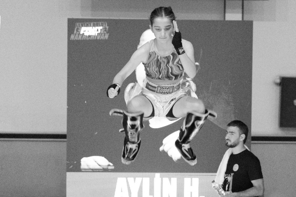 Naxçıvan şəhərində kikboks üzrə döyüş gecəsi keçirilib <font color=red> - FOTOLAR</font>