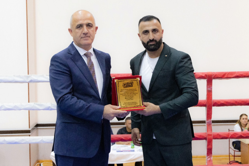 Naxçıvan şəhərində kikboks üzrə döyüş gecəsi keçirilib <font color=red> - FOTOLAR</font>