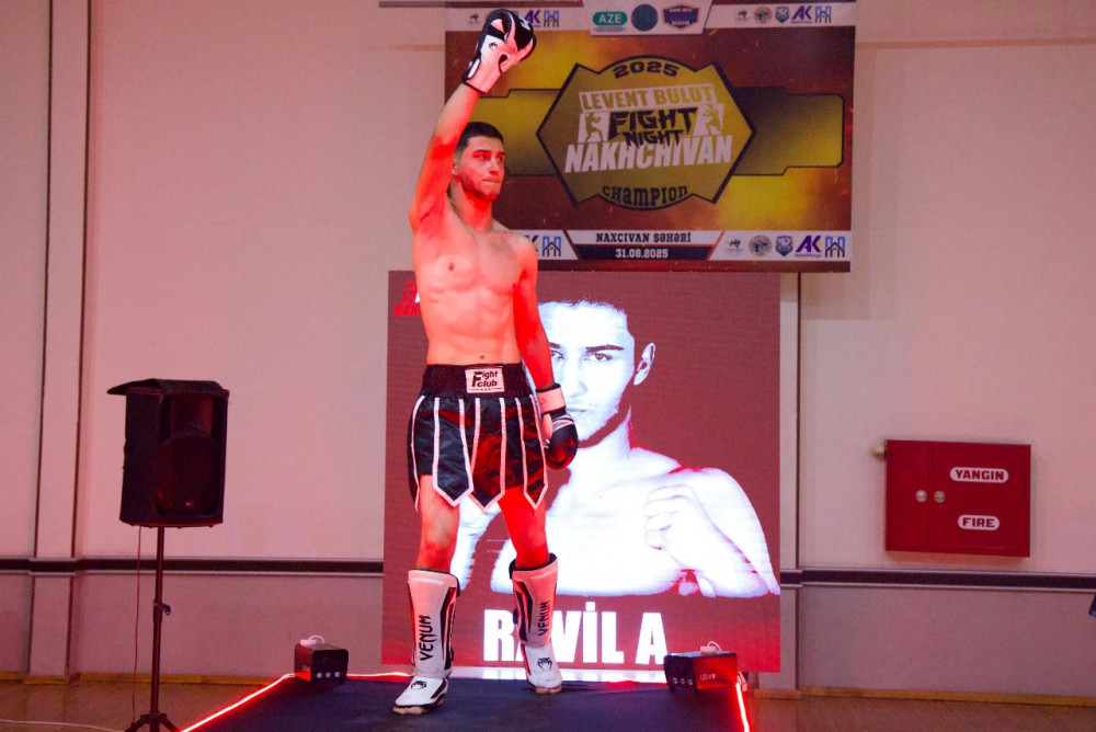 Naxçıvan şəhərində kikboks üzrə döyüş gecəsi keçirilib <font color=red> - FOTOLAR</font>