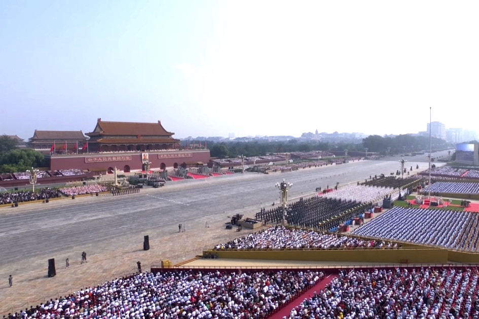 Azərbaycan Prezidenti Pekində İkinci Dünya müharibəsində Qələbənin 80-ci ildönümünə həsr olunmuş paradı izləyib<font color='red'> - YENİLƏNİB</font><font color=red> - FOTOLAR</font>