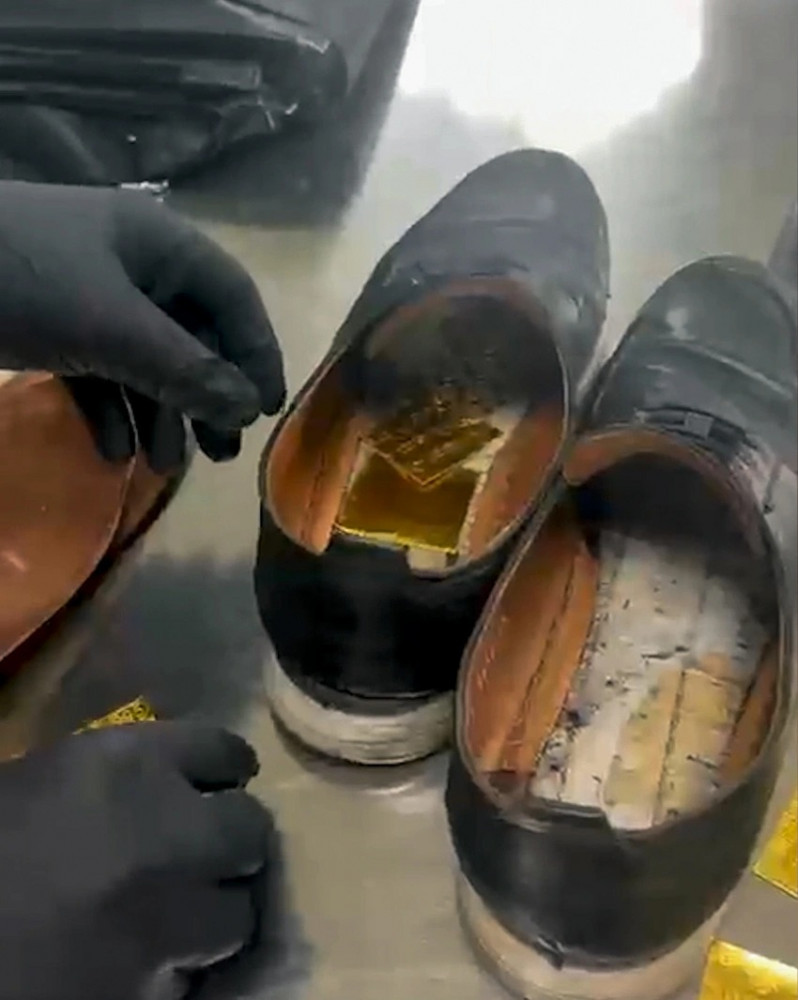 DGK: Qızıl-zinət əşyalarının qanunsuz keçirilməsinin qarşısı alınıb <font color=red> - FOTOLAR</font>