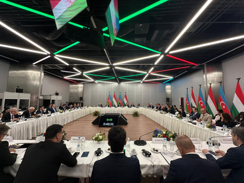 Azərbaycan və Macarıstan Hökumətləri arasında Birgə Komissiyanın XI iclası keçirilib<font color=red> - FOTOLAR</font>