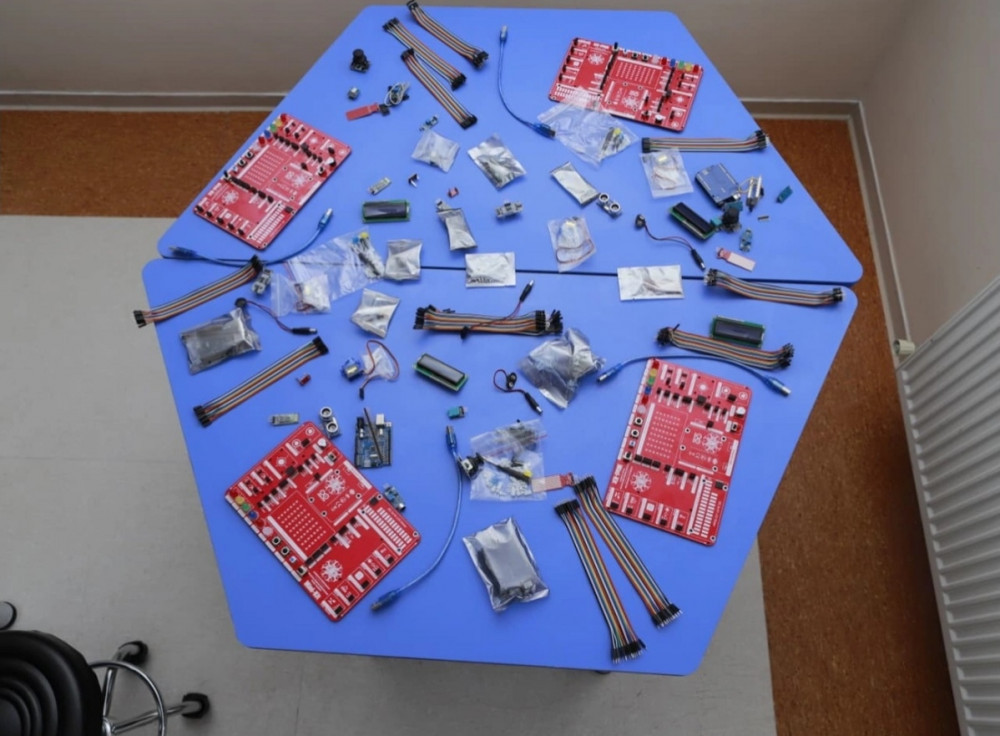 Naxçıvan məktəblərində 50 yeni STEAM otağı yaradılır<font color=red> - FOTOLAR</font>