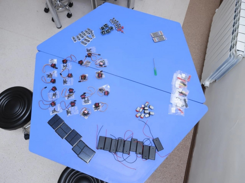 Naxçıvan məktəblərində 50 yeni STEAM otağı yaradılır<font color=red> - FOTOLAR</font>