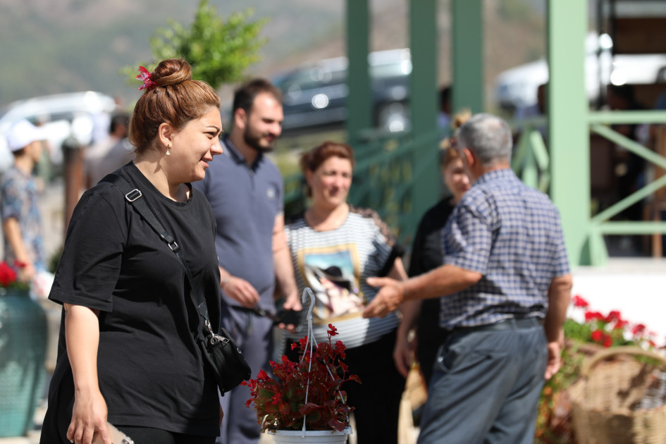 “Laçın həftə bazarı” yerli məhsulların nümunəvi təqdimat məkanına çevrilib<font color=red> - FOTOLAR</font>