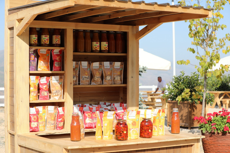 “Laçın həftə bazarı” yerli məhsulların nümunəvi təqdimat məkanına çevrilib<font color=red> - FOTOLAR</font>