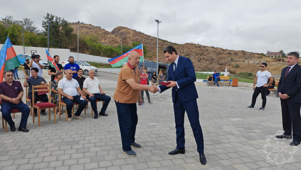 Xocalının Xanyurdu kəndində 15 ailəyə evlərinin açarları təqdim olunub<font color='red'> - YENİLƏNİB 2</font><font color=red> - FOTOLAR</font>