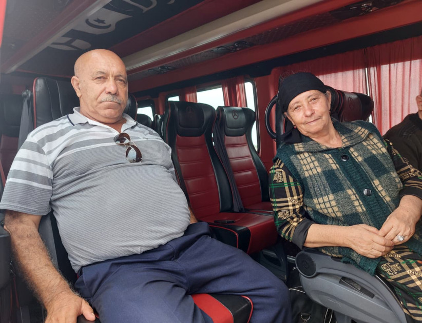 Növbəti köç karvanı Ağdərənin Vəngli kəndinə çatıb <font color='red'> - YENİLƏNİB</font><font color=red> - FOTOLAR</font>