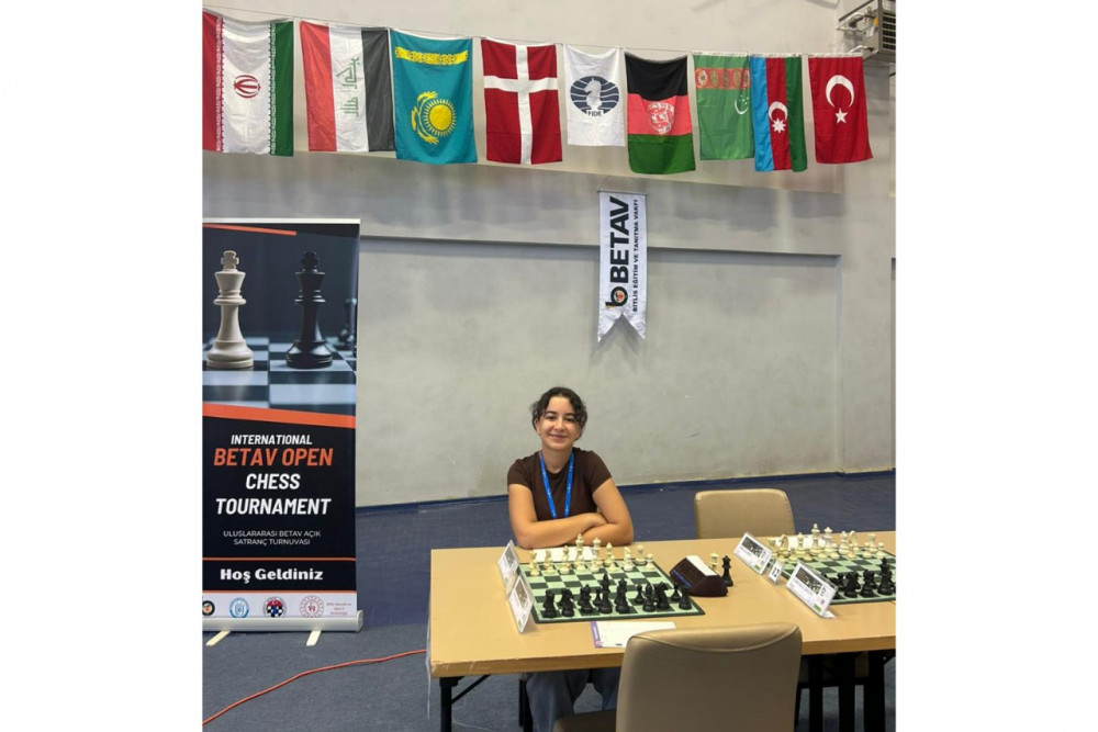 Naxçıvanlı şahmatçılar Bitlisdə keçirilən beynəlxalq turnirdə iştirak ediblər<font color=red> - FOTOLAR</font>