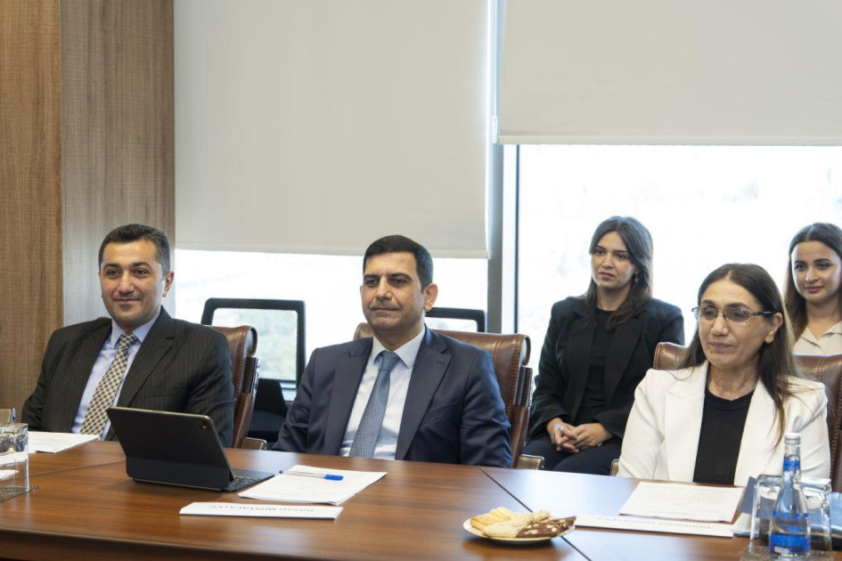 Monteneqronun nümayəndə heyəti ilə pensiya təminatı sahəsində müzakirələr aparılıb<font color=red> - FOTOLAR</font>