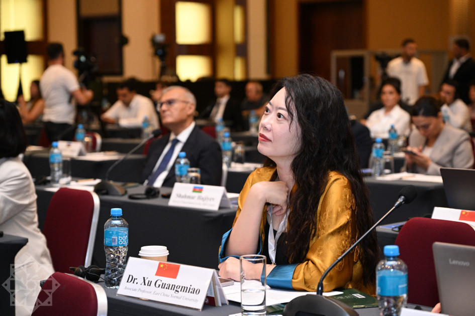 AQEM-in Beyin Mərkəzləri Forumunun 13-cü sessiyası ikinci günündə işini iclaslarla davam etdirir <font color=red> - FOTOLAR</font>