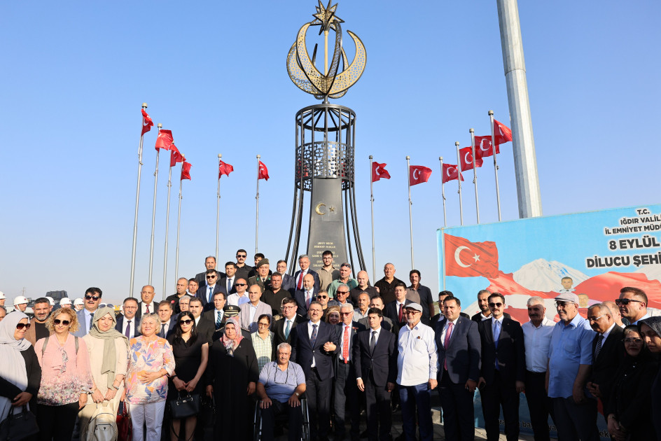 İğdırda həlak olmuş 13 polis əməkdaşının xatirəsi anılıb<font color=red> - FOTOLAR</font>