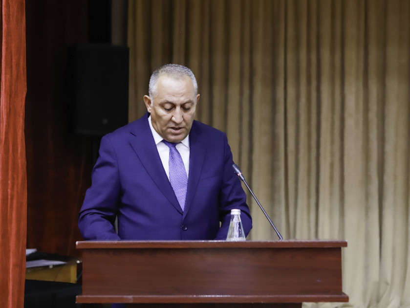 Naxçıvanda təhsil işçilərinin sentyabr konfransı keçirilib<font color=red> - FOTOLAR</font>