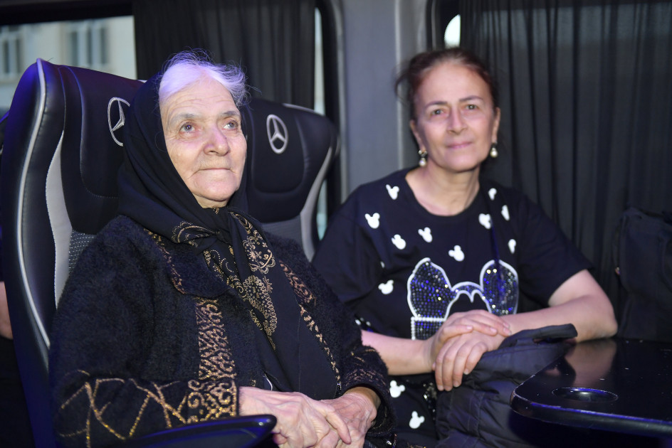 Şuşakənd və Sos kəndlərinə, həmçinin Qırmızı bazar qəsəbəsinə köç karvanı yola salınıb <font color='red'> - YENİLƏNİB</font><font color=red> - FOTOLAR</font>