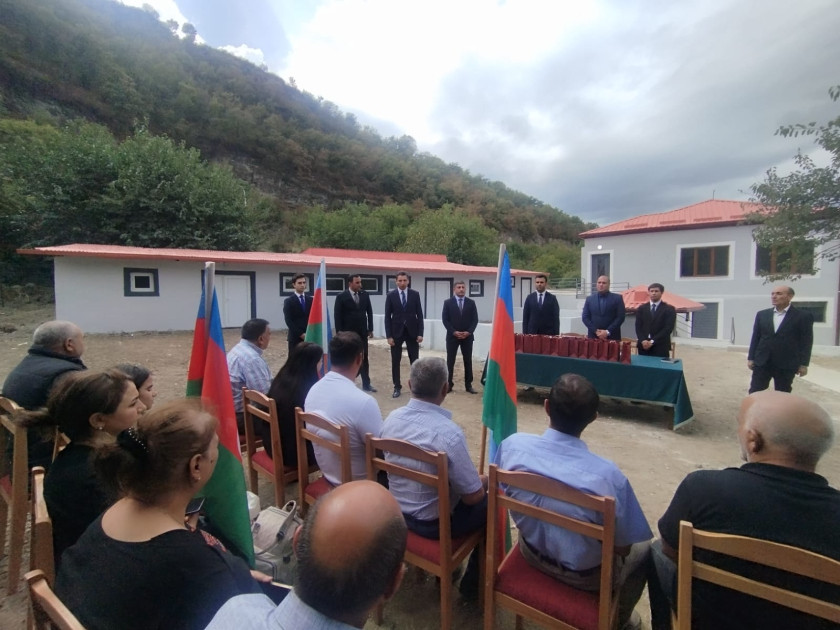 Xocalının Şuşakənd kəndinə ilk köçən 59 sakinə mənzillərin açarları təqdim edilib<font color=red> - FOTOLAR</font>