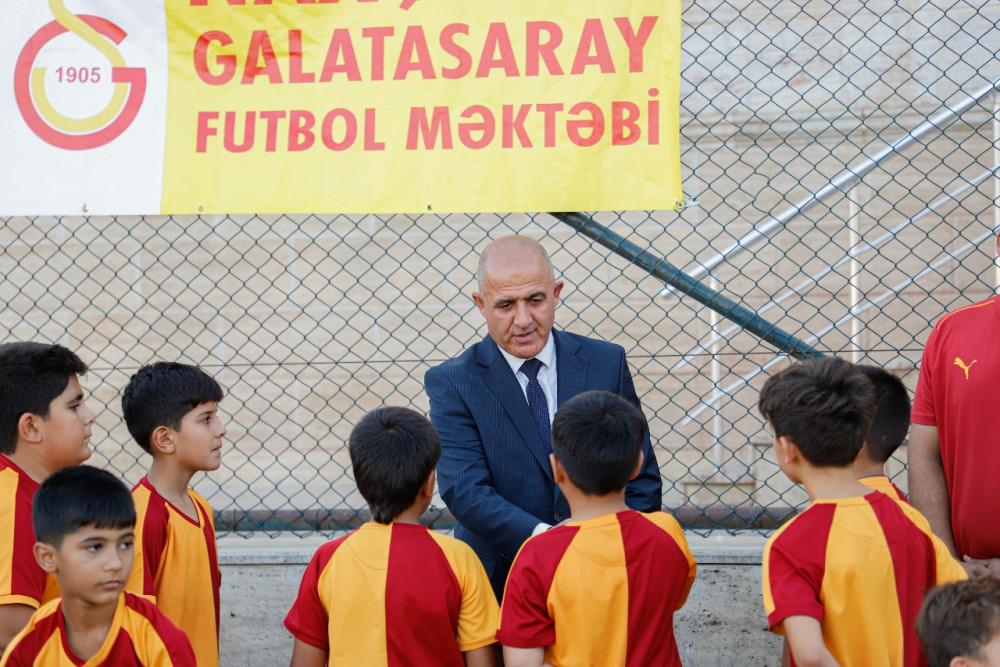 Məcid Seyidov Naxçıvanda Qalatasaray futbol məktəbini ziyarət edib<font color=red> - FOTOLAR</font>