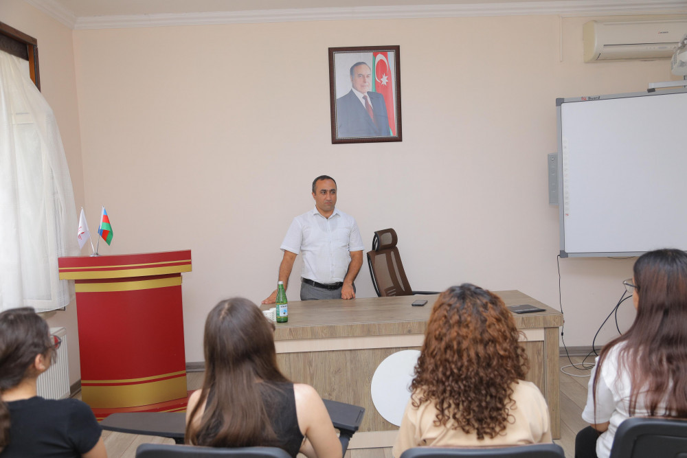 Naxçıvan televiziyasında “Jurnalistika təlimi” layihəsi uğurla davam edir<font color=red> - FOTOLAR</font>