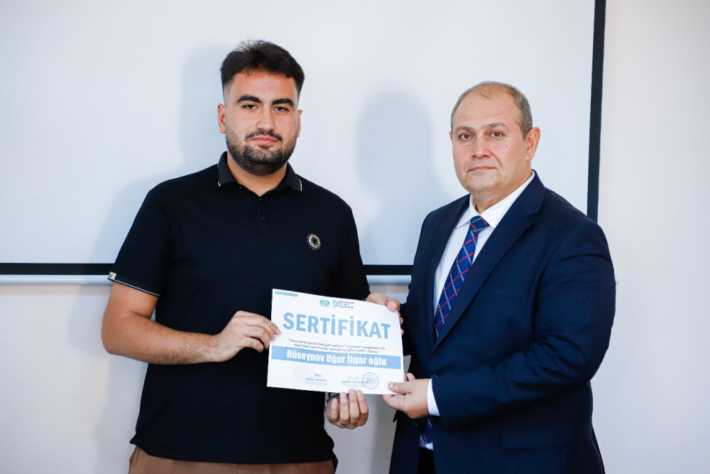 Naxçıvanda könüllülər üçün təşkil olunan beş günlük təlim başa çatıb<font color=red> - FOTOLAR</font>