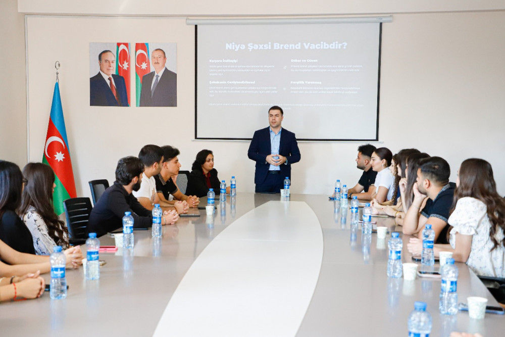 Naxçıvanda könüllülər üçün təşkil olunan beş günlük təlim başa çatıb<font color=red> - FOTOLAR</font>