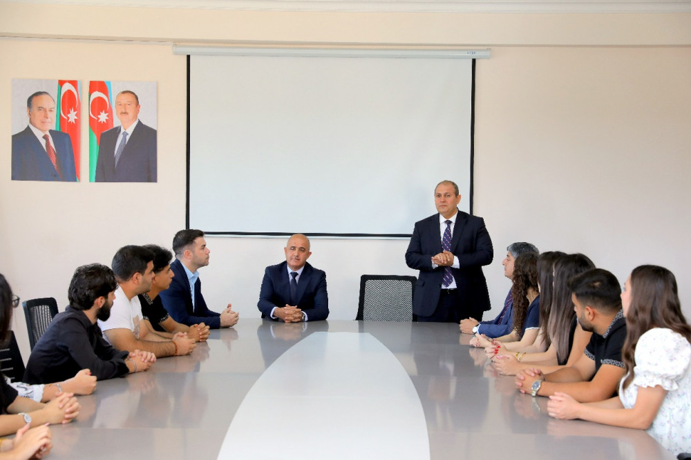 Naxçıvanda könüllülər üçün təşkil olunan beş günlük təlim başa çatıb<font color=red> - FOTOLAR</font>