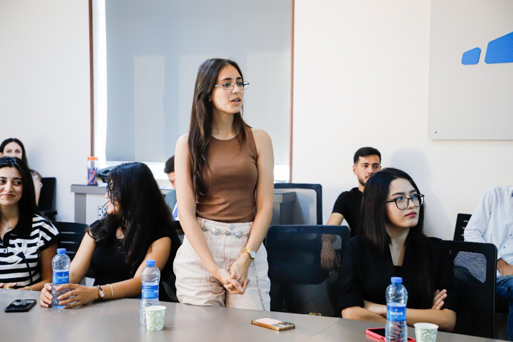 Naxçıvanda könüllülər üçün təşkil olunan beş günlük təlim başa çatıb<font color=red> - FOTOLAR</font>