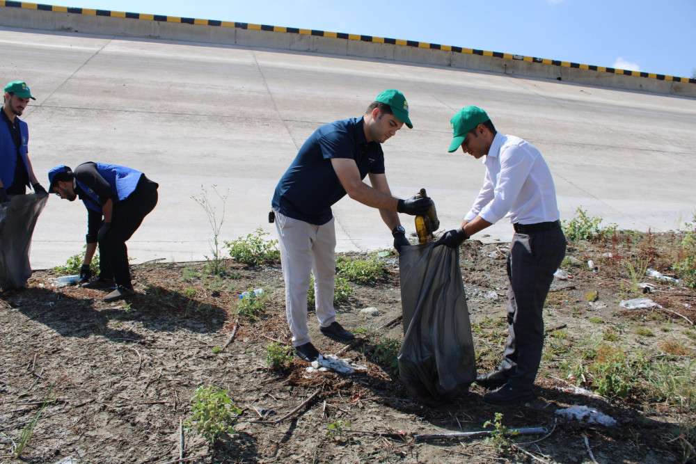 Ümumrespublika Təmizlik Marafonu çərçivəsində Uzunoba Su Anbarının ətrafı tullantılardan təmizlənib<font color=red> - FOTOLAR</font>