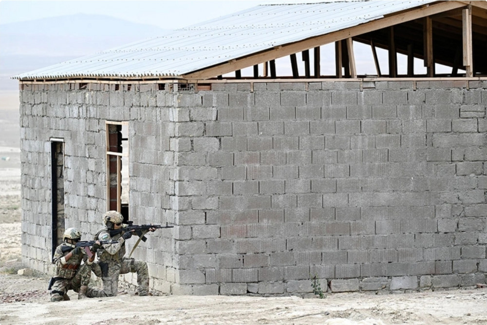 Azərbaycanda keçirilən 6 ölkənin xüsusi təyinatlı qüvvələrin birgə təlimində müxtəlif faəliyyətlər icra olunub<font color=red> - FOTOLAR</font>