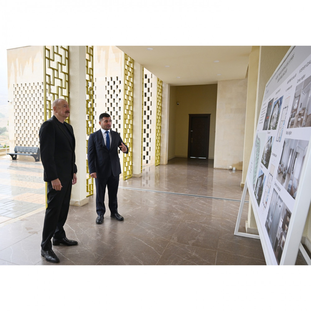 Hadrut qəsəbəsində inşa edilmiş məscidin açılışı olub<font color=red> - FOTOLAR</font>