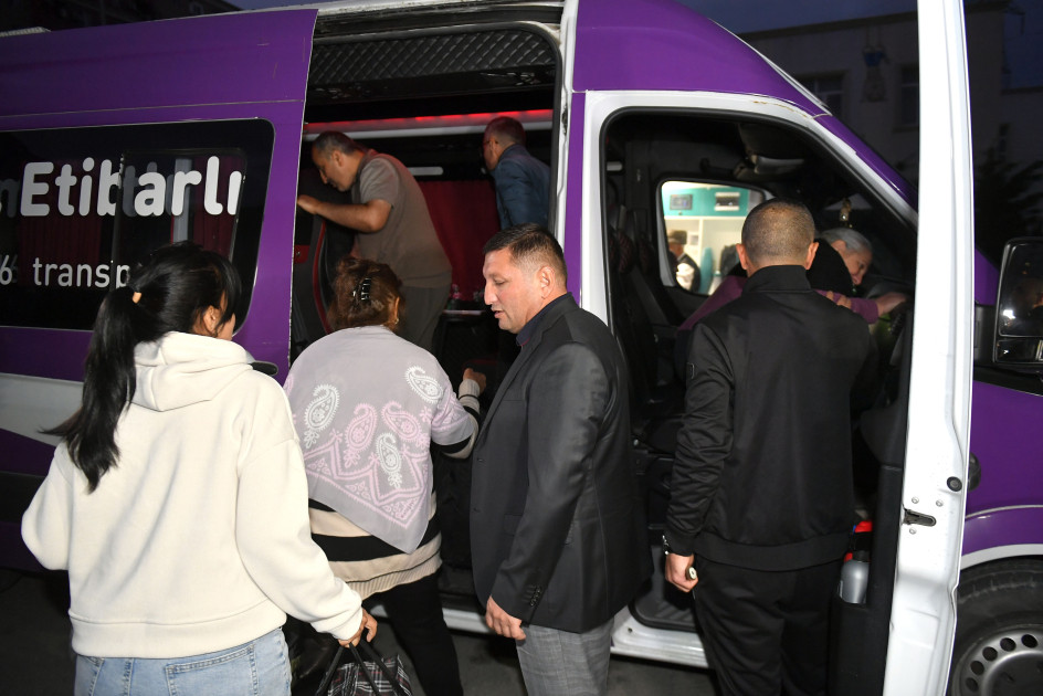 Kəlbəcər şəhərinə növbəti köç karvanı yola salınıb<font color=red> - FOTOLAR</font>