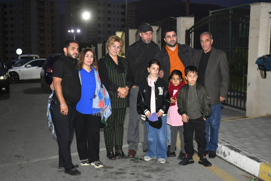 Kəlbəcər şəhərinə növbəti köç karvanı yola salınıb<font color=red> - FOTOLAR</font>