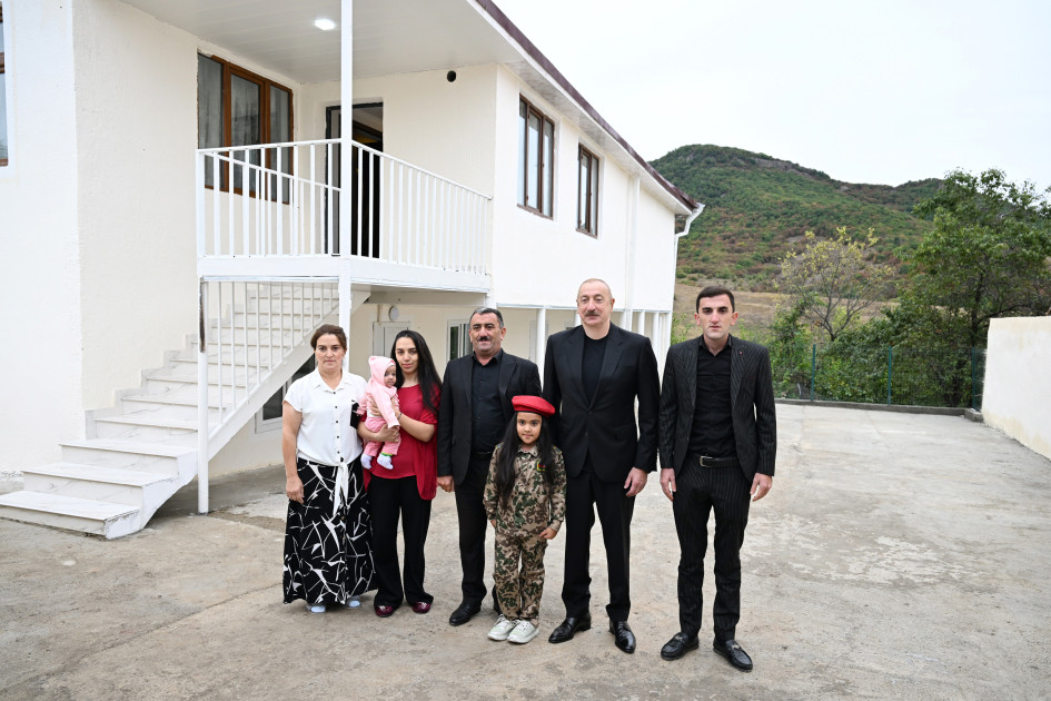 Prezident İlham Əliyev Xocalı rayonunun Seyidbəyli kəndində olub<font color=red> - FOTOLAR</font>