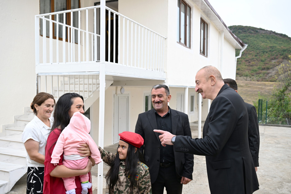 Prezident İlham Əliyev Xocalı rayonunun Seyidbəyli kəndində olub<font color=red> - FOTOLAR</font>