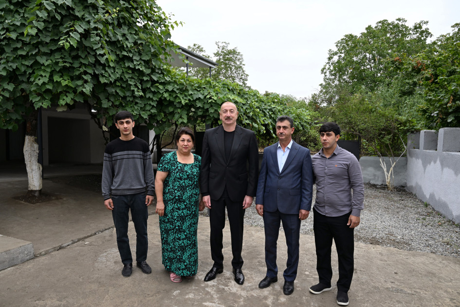 Prezident İlham Əliyev Xocalı rayonunun Badara kəndində olub<font color=red> - FOTOLAR</font>