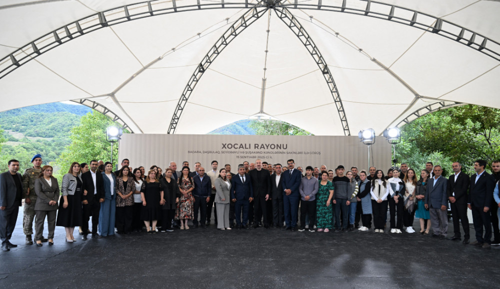 Prezident İlham Əliyev Xocalının Badara, Daşbulaq, Seyidbəyli və Şuşakənd kəndlərinin sakinləri ilə görüşüb<font color=red> - FOTOLAR</font>