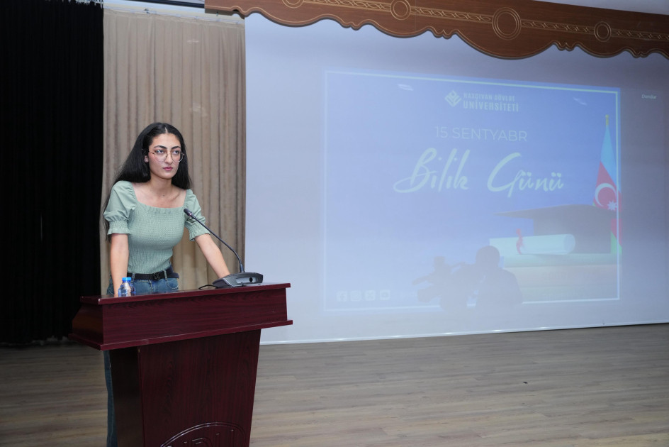 Bu il NDU-ya yüksək balla qəbul olunanların sayı 4 dəfə artıb<font color=red> - FOTOLAR</font>