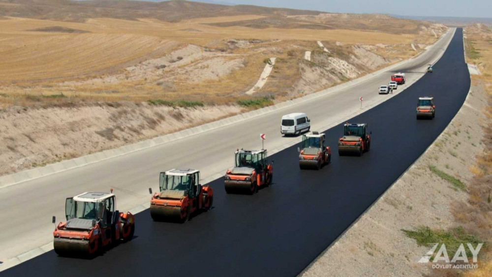 Zəngəzur dəhlizində tikinti işlərinin 95 faizi icra olunub<font color=red> - FOTOLAR</font>