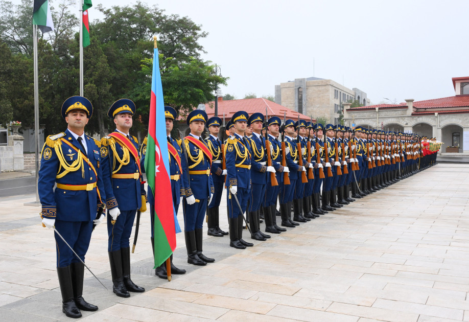 Birləşmiş Ərəb Əmirliklərinin Prezidentinin Şuşada rəsmi qarşılanma mərasimi olub<font color=red> - FOTOLAR</font>