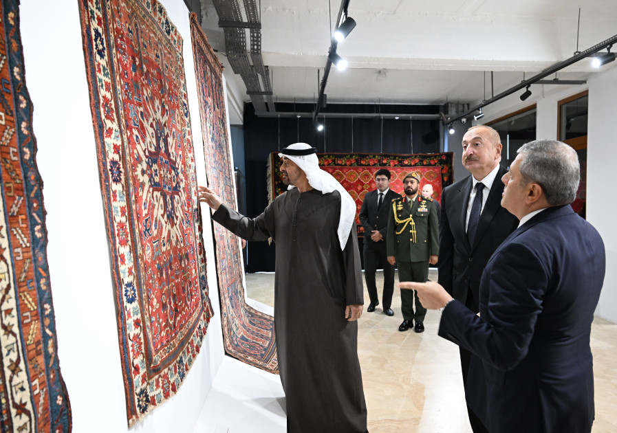 Azərbaycanın və Birləşmiş Ərəb Əmirliklərinin prezidentləri Milli Xalça Muzeyinin Şuşa filialında olublar<font color=red> - FOTOLAR</font>