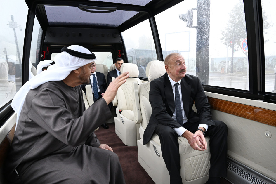 Prezident İlham Əliyev və Prezident Şeyx Məhəmməd bin Zayed Al Nəhyan Yeni Şuşa məscidində tikinti işlərinin gedişi ilə tanış olublar<font color=red> - FOTOLAR</font>