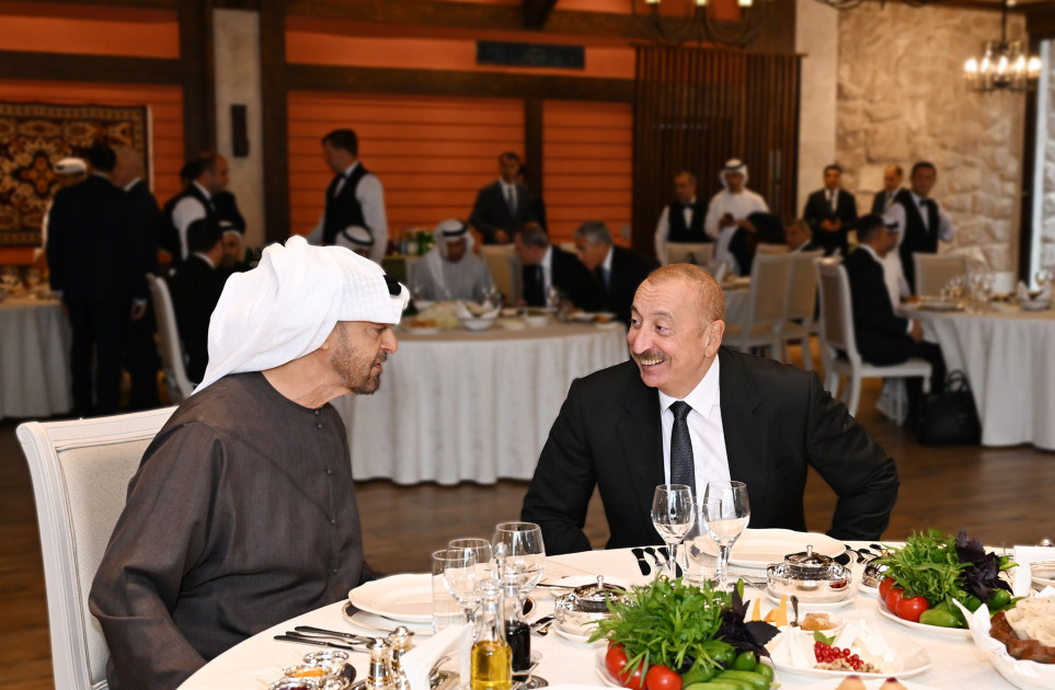 Şuşada Prezident İlham Əliyevin adından Birləşmiş Ərəb Əmirliklərinin Prezidentinin şərəfinə rəsmi nahar verilib<font color=red> - FOTOLAR</font>