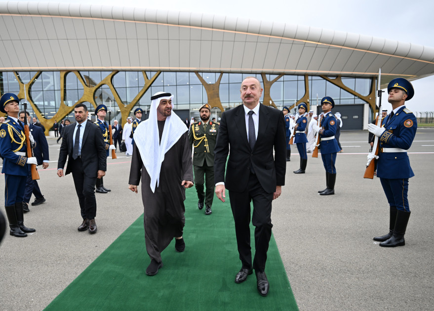 Birləşmiş Ərəb Əmirliklərinin Prezidentinin Azərbaycana rəsmi səfəri başa çatıb<font color=red> - FOTOLAR</font>
