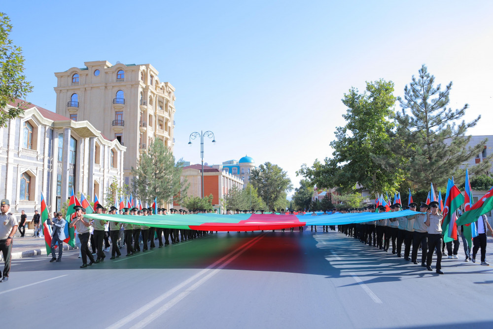 Naxçıvan şəhərində "Suverenlik yürüşü" keçirilib<font color=red> - FOTOLAR</font>