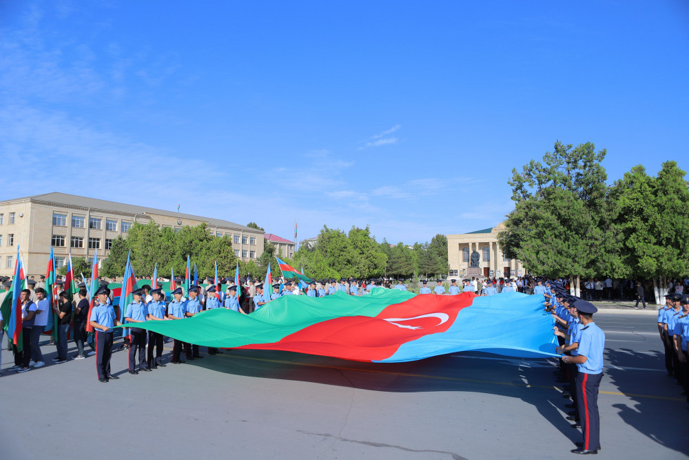 Naxçıvan şəhərində "Suverenlik yürüşü" keçirilib<font color=red> - FOTOLAR</font>